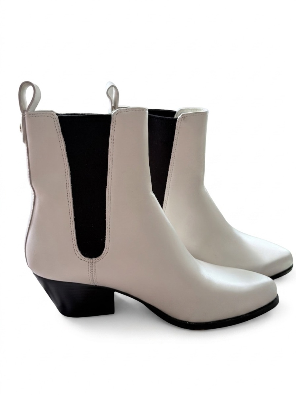 MICHAEL Michael Kors Light Cream Chelsea Ankle Boots Size 7.5